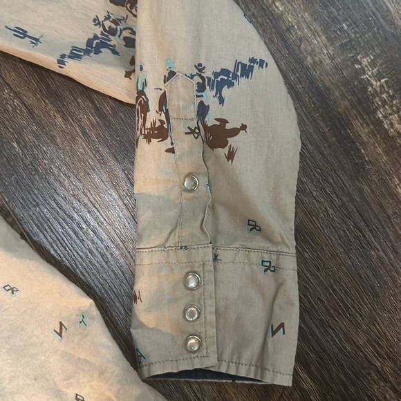 ROPER Button Snap Up Desert Top - EUC - Picture 4 of 5